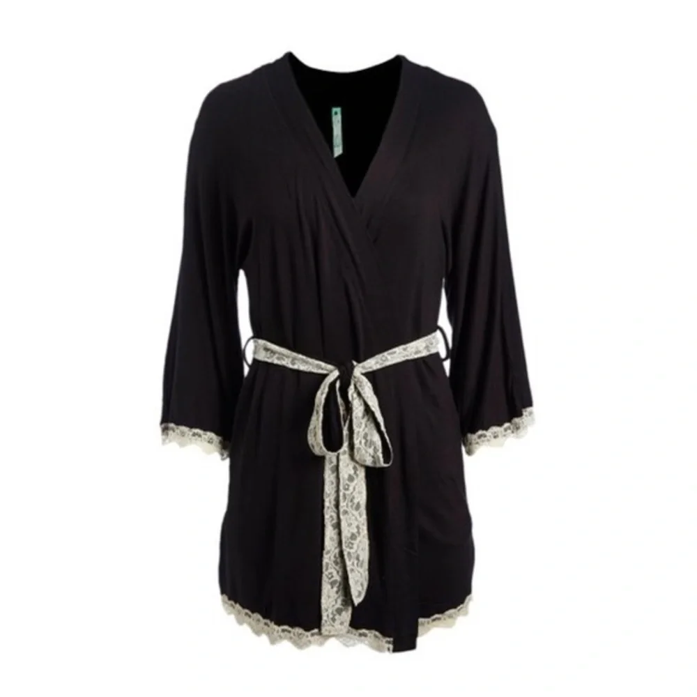 NWT Honeydew Intimates Lace Trim Lingerie Robe in Black